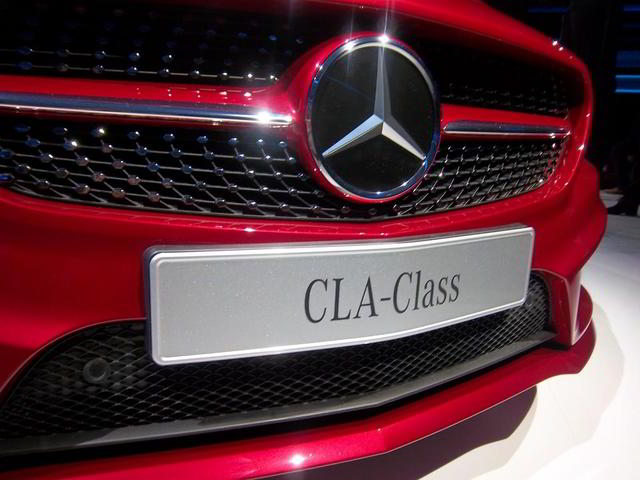 2014-Mercedes-Benz-CLA